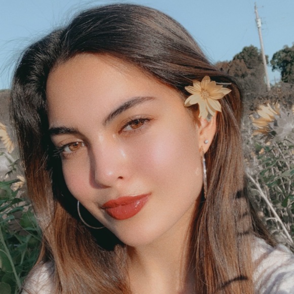 Meet your Posher, Molly - Picture 1 of 1